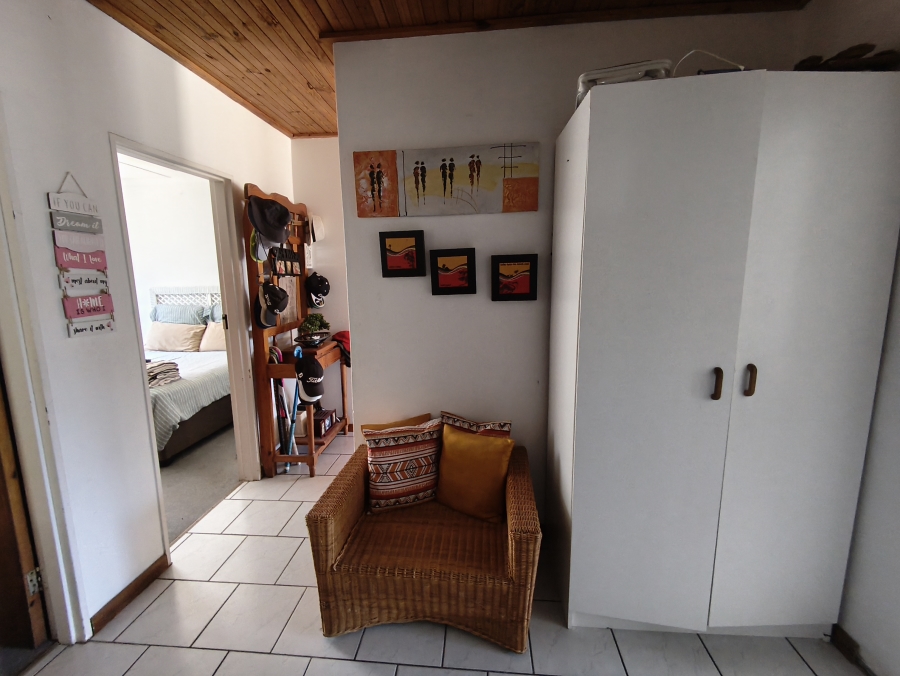 3 Bedroom Property for Sale in De Kelders Western Cape